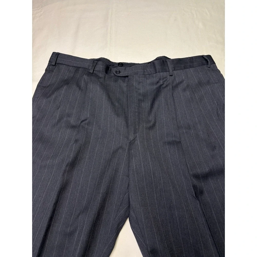Jos. A. Bank Signature Collection Mens Wool Pinstripe Suit 44SH W42xL28 Charcoal